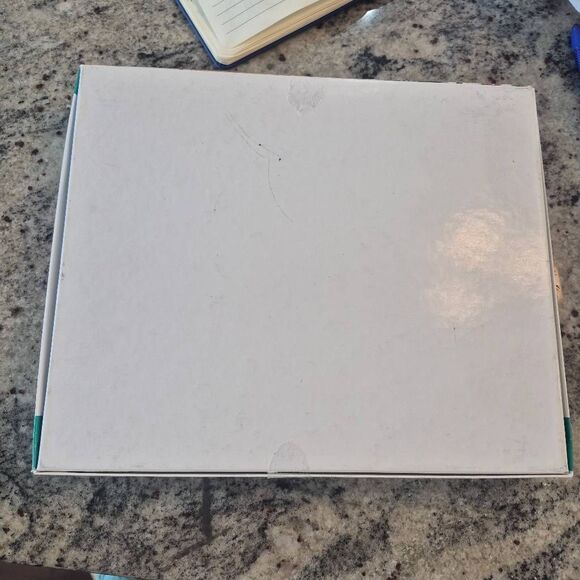 Ceaco Disney Classics 1500 pc Jigsaw Puzzle, Box slightly damaged - Picture 6 of 7